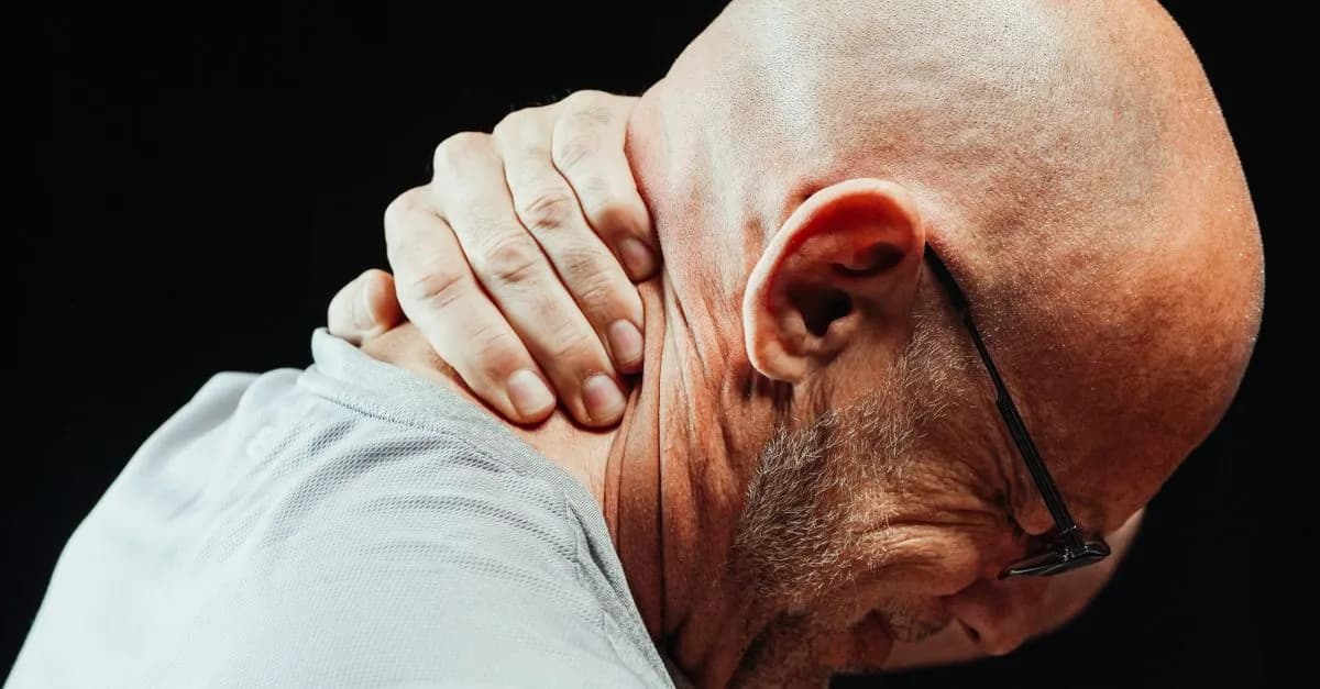 Arthrose cervicale : symptômes et que faire pour soulager